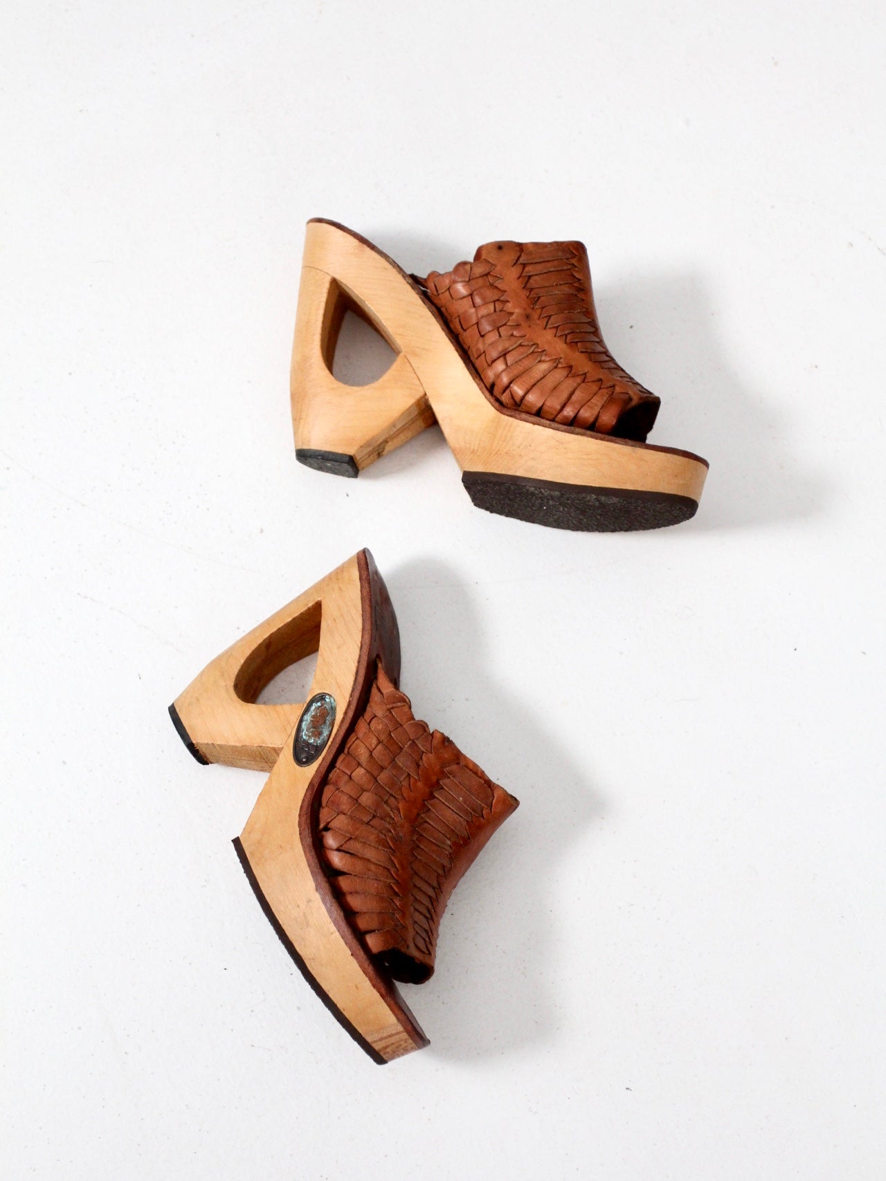 Sbicca mules discount