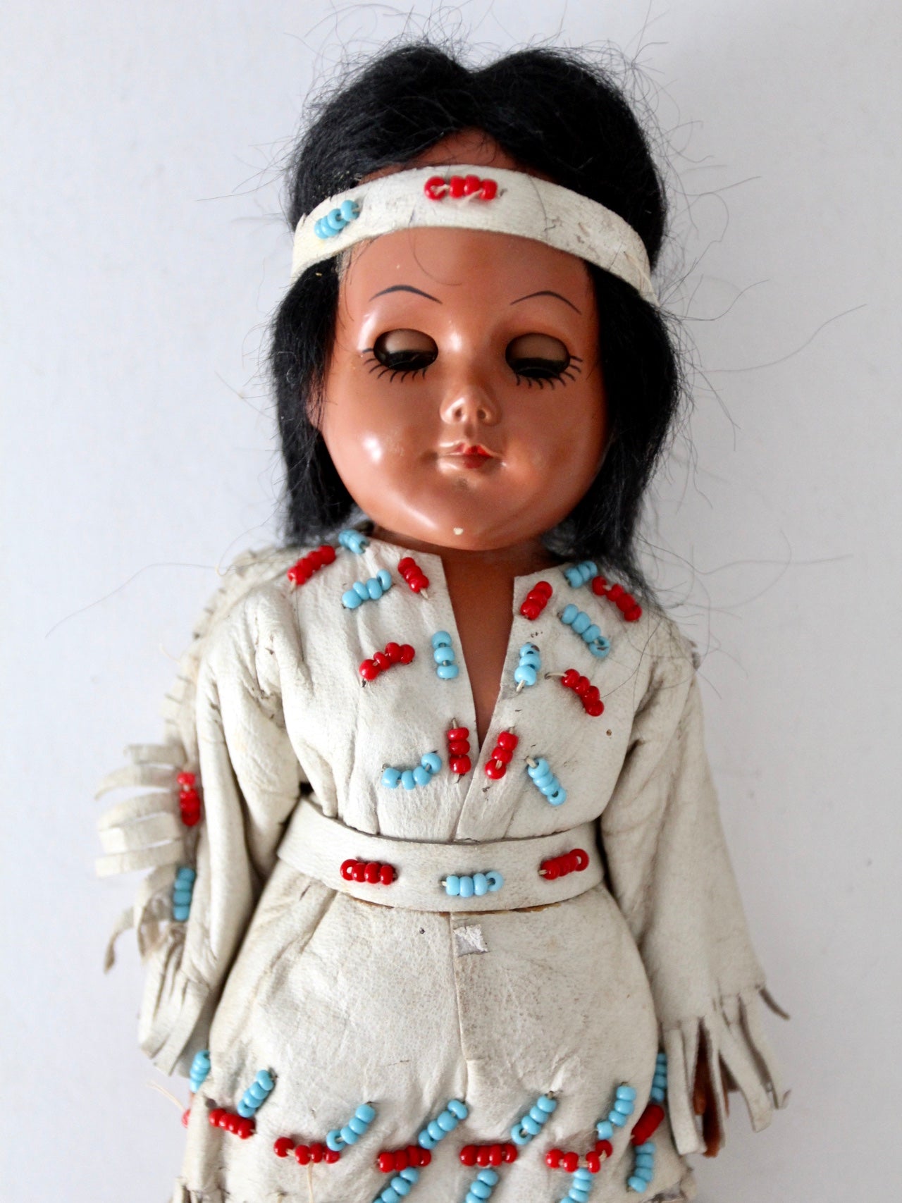 Old native american dolls discount