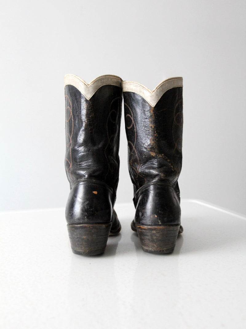1950s Hoplalong Cassidy boots and record book