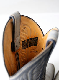 vintage Tony Lama cowboy boots, size 6