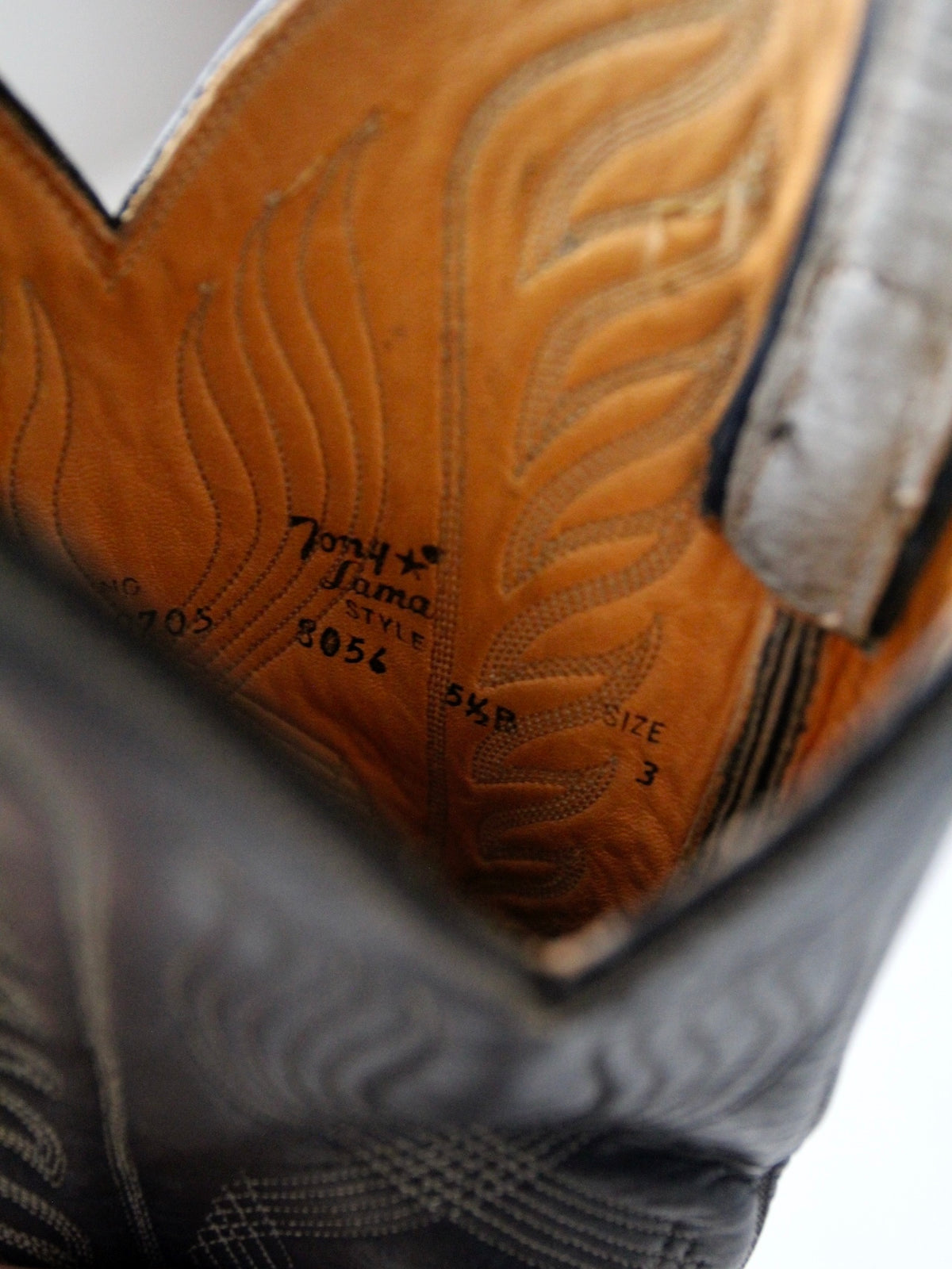 vintage Tony Lama cowboy boots, size 6 – 86 Vintage