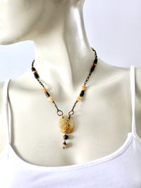 vintage 70s pendant necklace