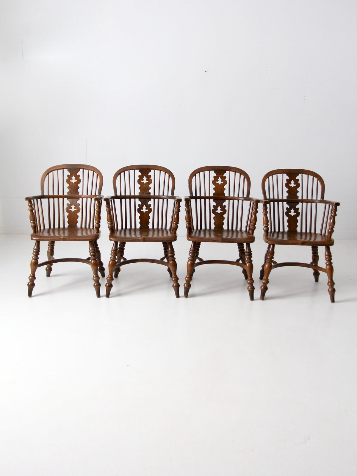 vintage Conant Ball Colonial Revival dining chairs set