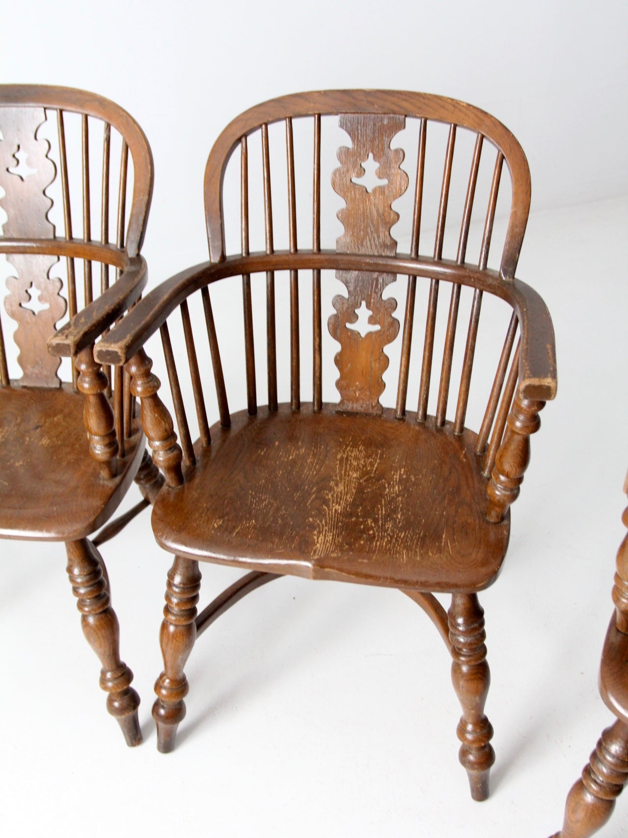 vintage Conant Ball Colonial Revival dining chairs set
