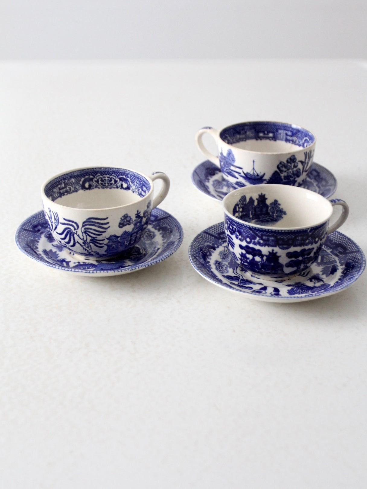 vintage blue willow tea cups with saucers set 86 Vintage