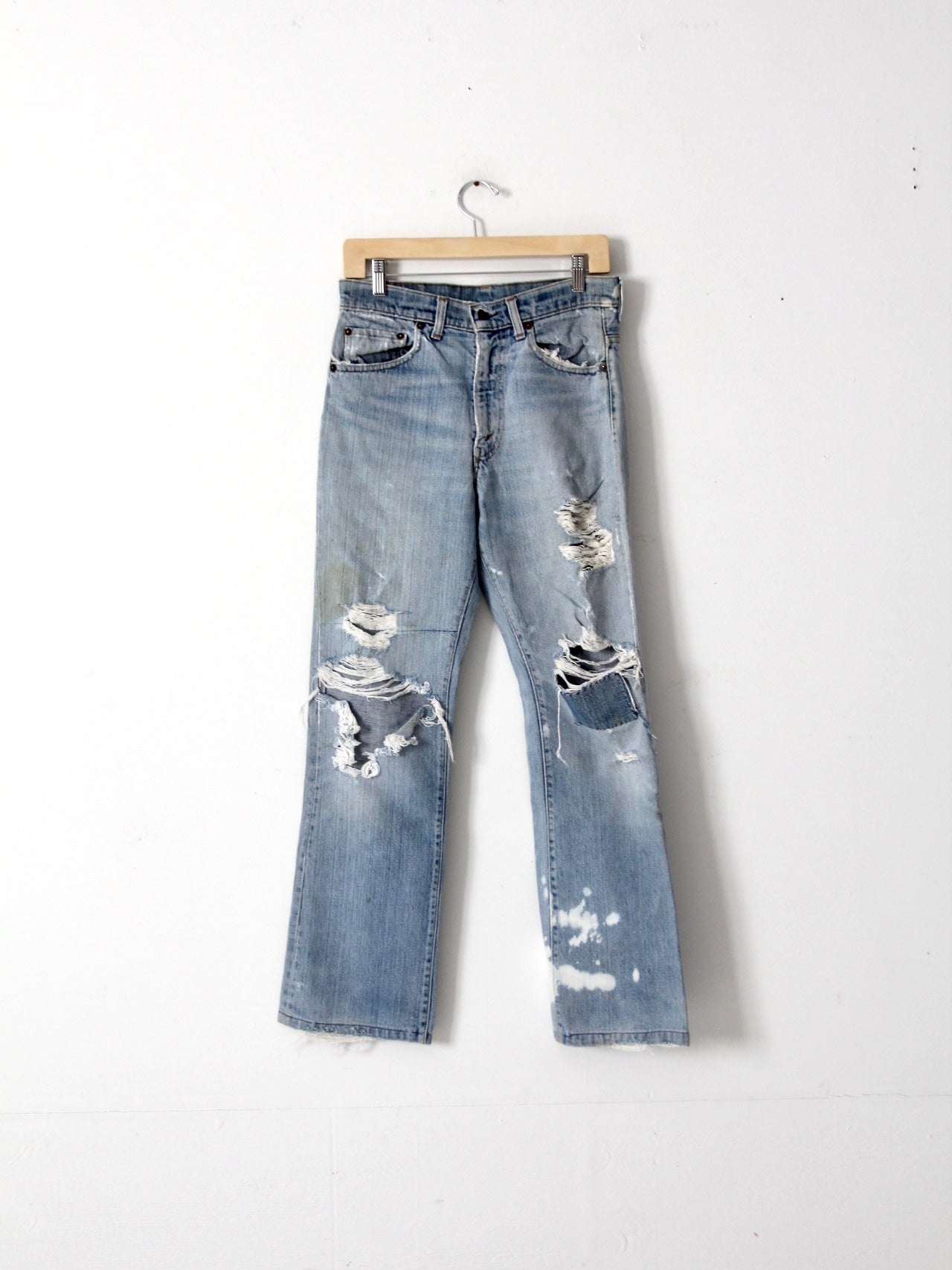 Distressed hotsell levis mens