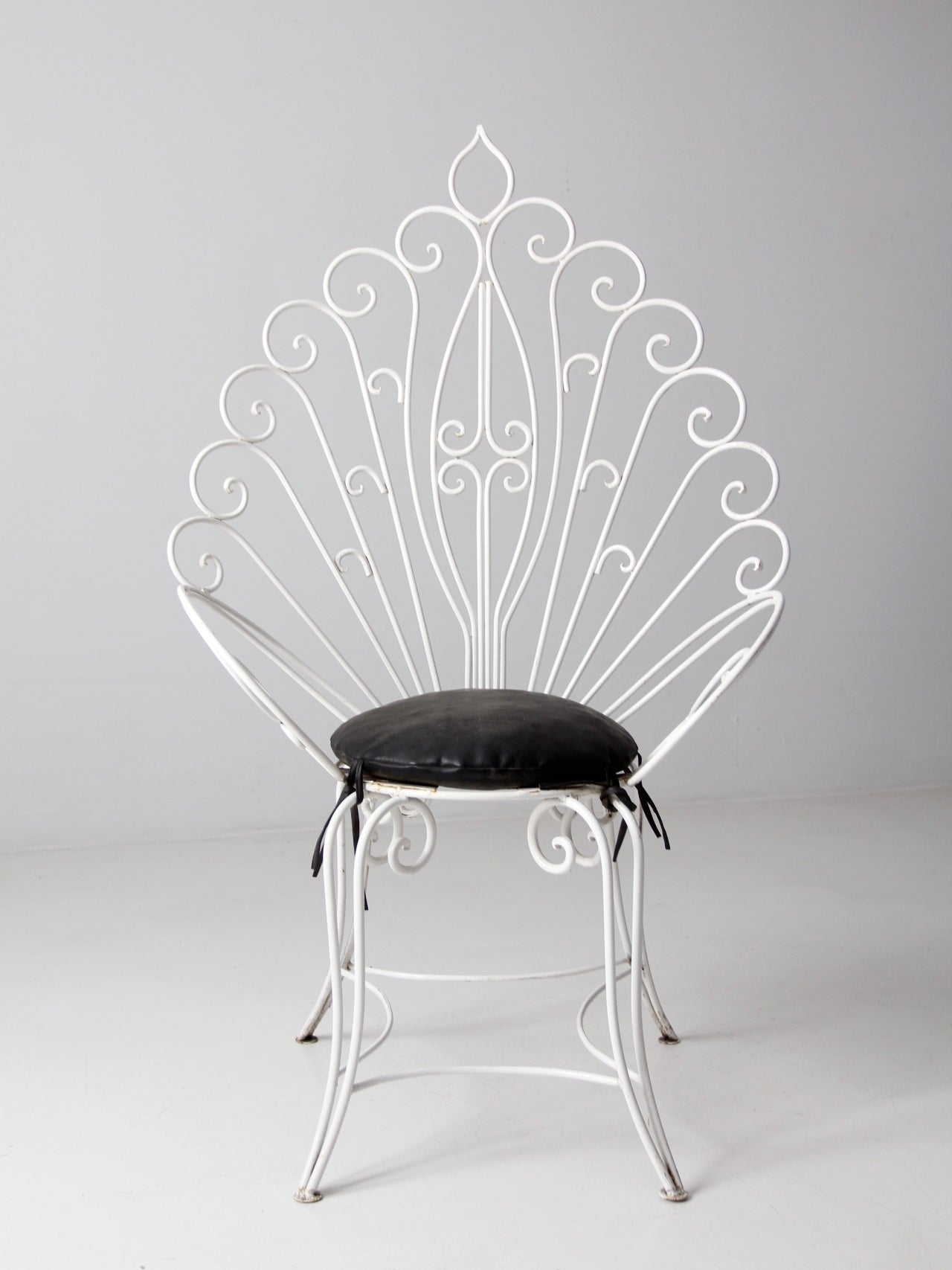 vintage white metal peacock chair – 86 Vintage