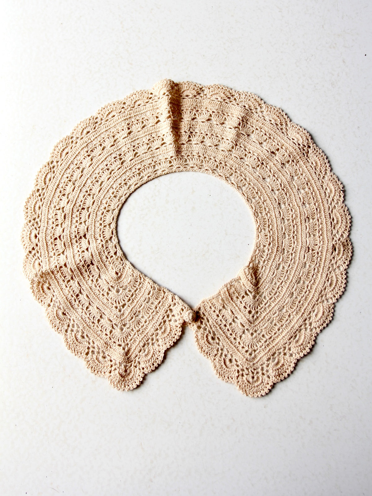 antique lace crotchet collar